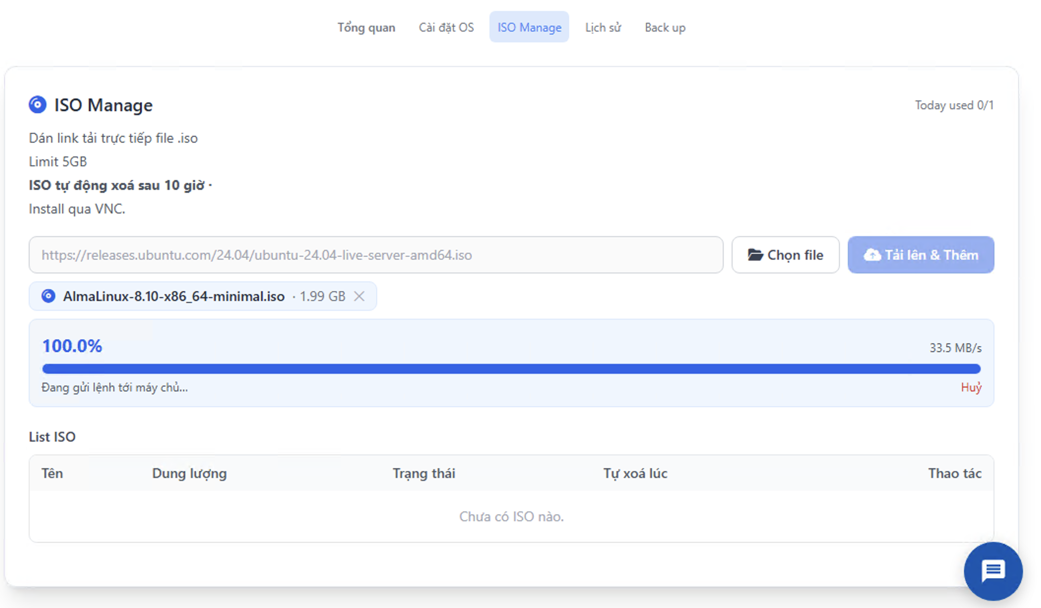 Tab ISO Manage đang tải file AlmaLinux 8.10 lên VPS với tốc độ 33,5 MB/s