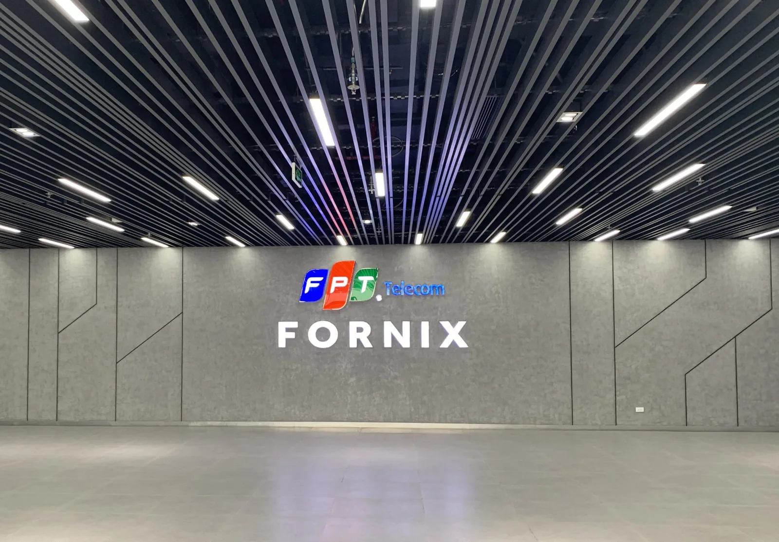 Sảnh trung tâm dữ liệu FPT Telecom Fornix